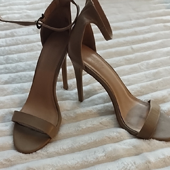 Charlotte Russe Shoes - Charlotte Russe Tan Heels